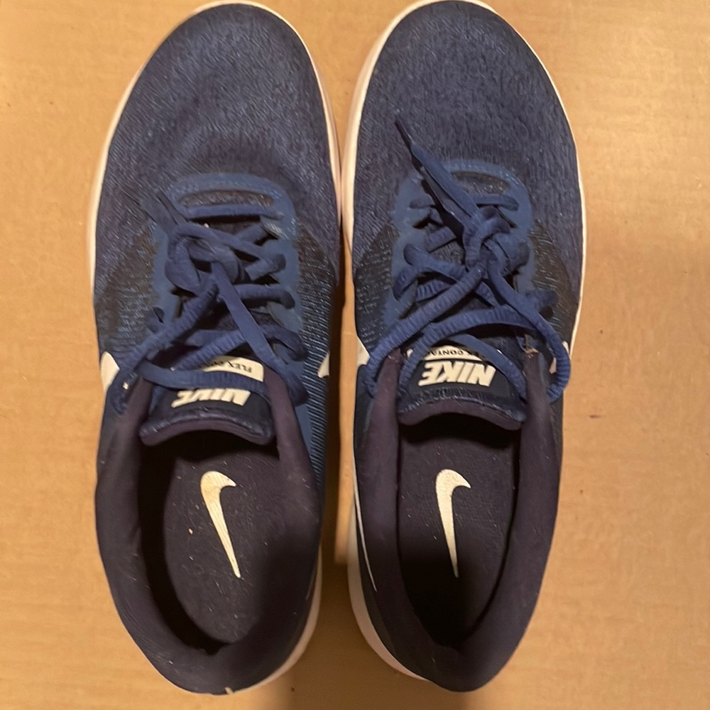 Nike Flex Contact Men’s Sneakers
